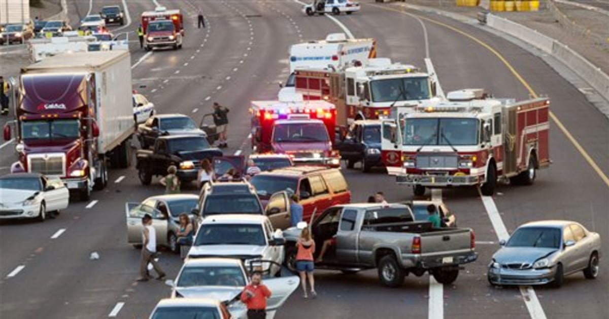 69 vehicles crash in surprise Arizona thunderstorm